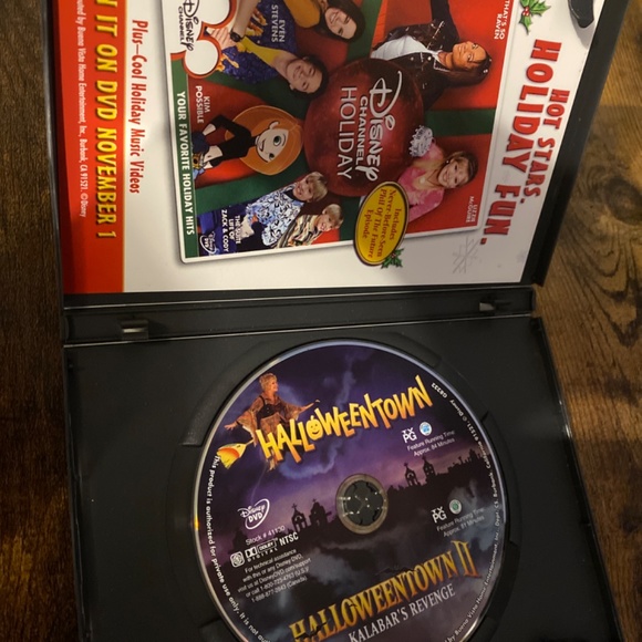 🎀4/$25🎀🎃Halloween Town-Double Feauture DVD!🎃 - Picture 3 of 3